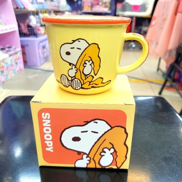 Brand New Peanuts Snoopy Yellow Ceramic Cup - Picture 1 of 10